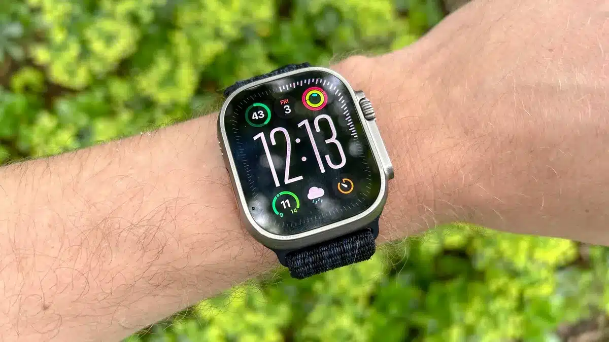 The Apple Watch Series 10 is $100 Off